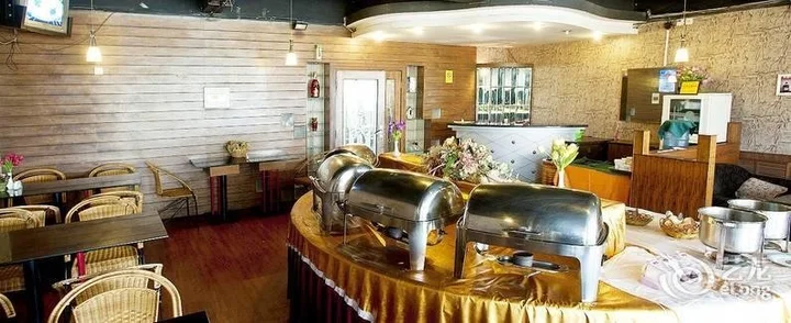 Пуян: Biway East Garden Hotel