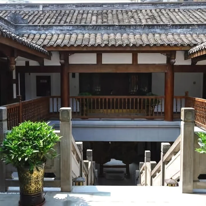 Чунцин: Chongqing Nanping Wanda Meihua Courtyard