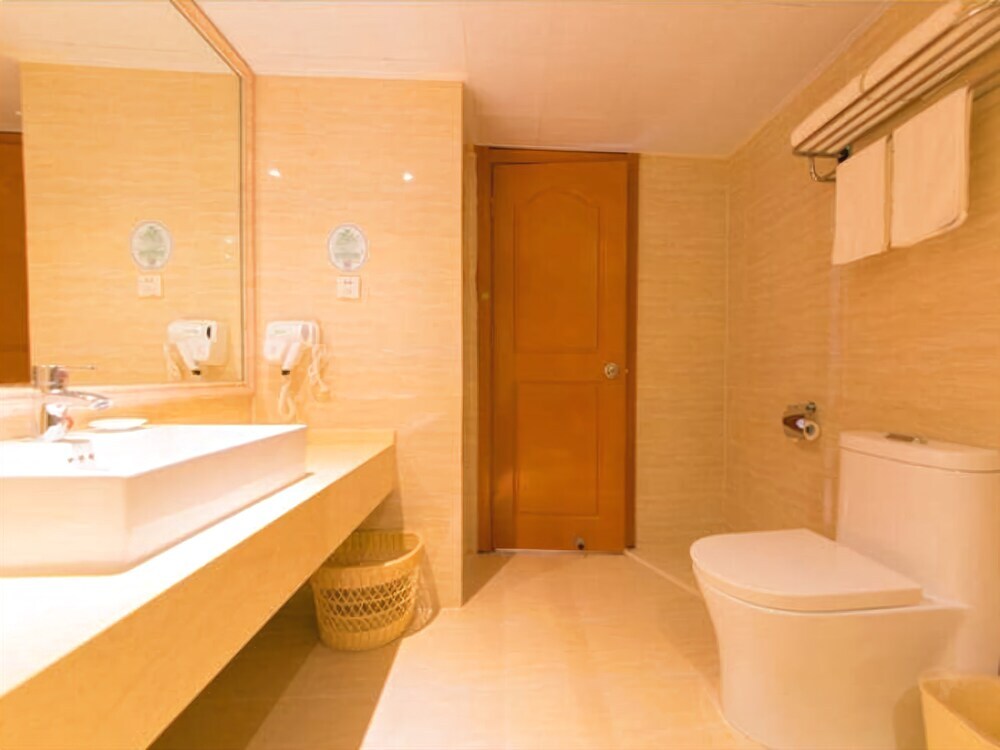 Чжухай: GreenTree Alliance Zhuhai Jidajiuzhou Port Hotel