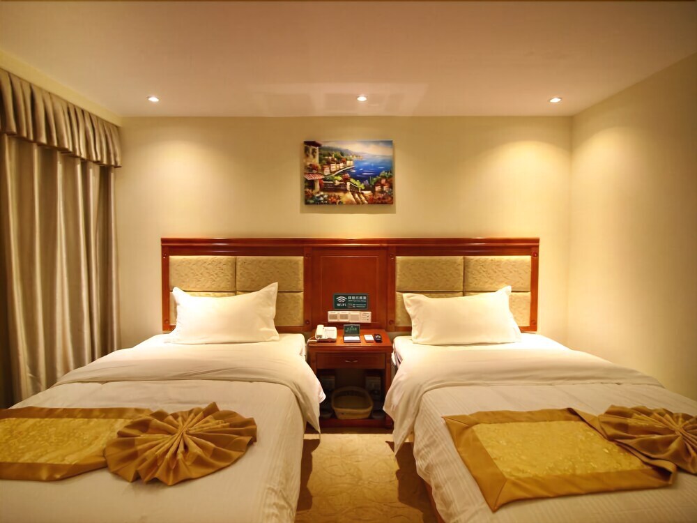 GreenTree Alliance Zhuhai Jidajiuzhou Port Hotel — фото 4