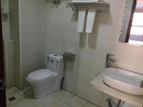 Чжанцзякоу: Home Inn Hotel(Zhangjiakou Chongli Commercial New District Store)