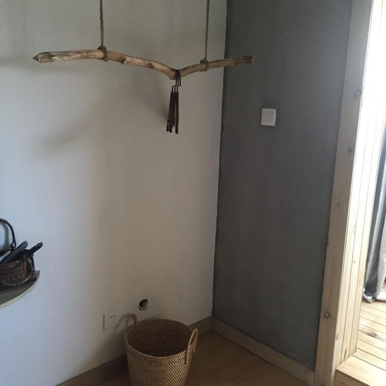 Цзинхун: Jing Pu Plant Theme Hostel
