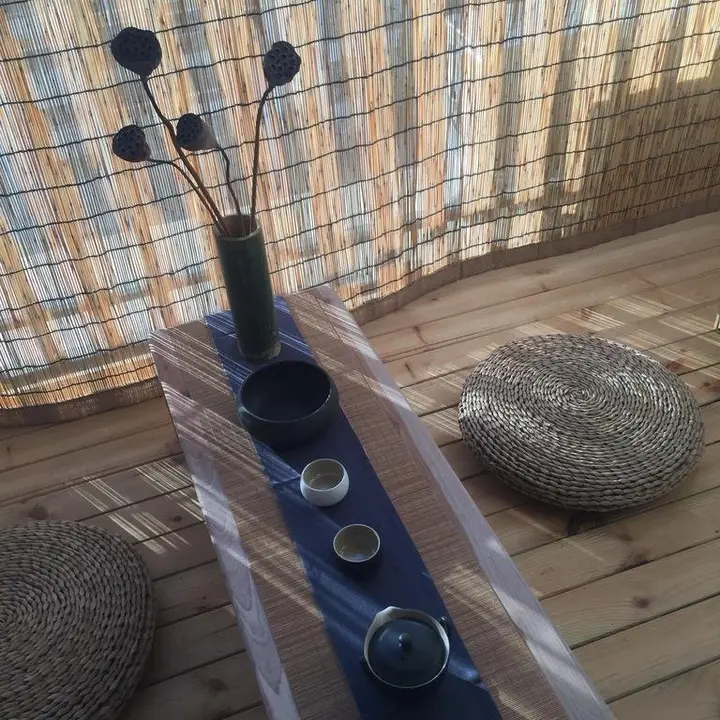 Цзинхун: Jing Pu Plant Theme Hostel