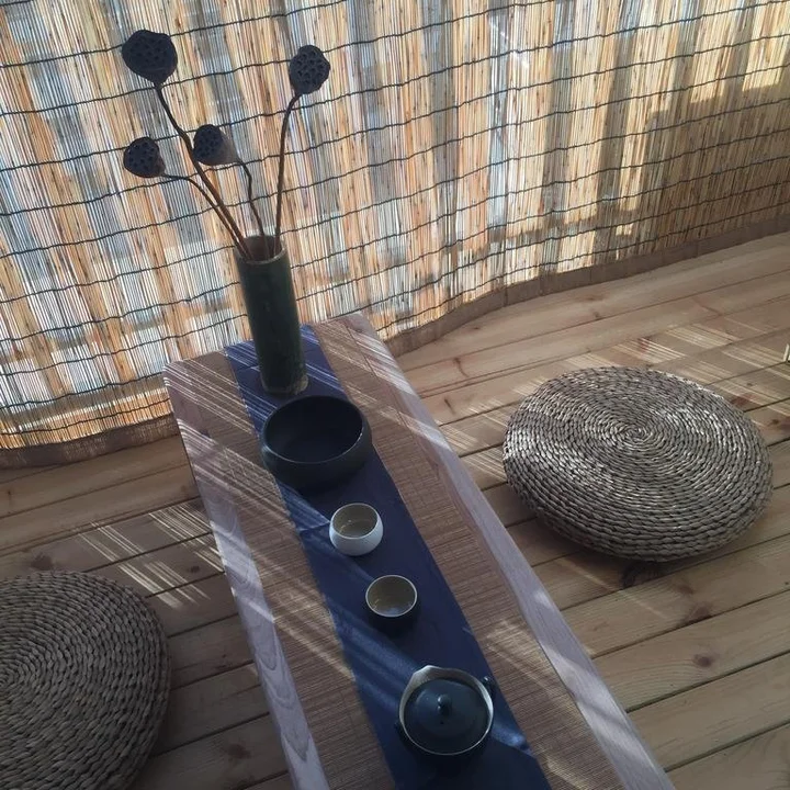 Цзинхун: Jing Pu Plant Theme Hostel