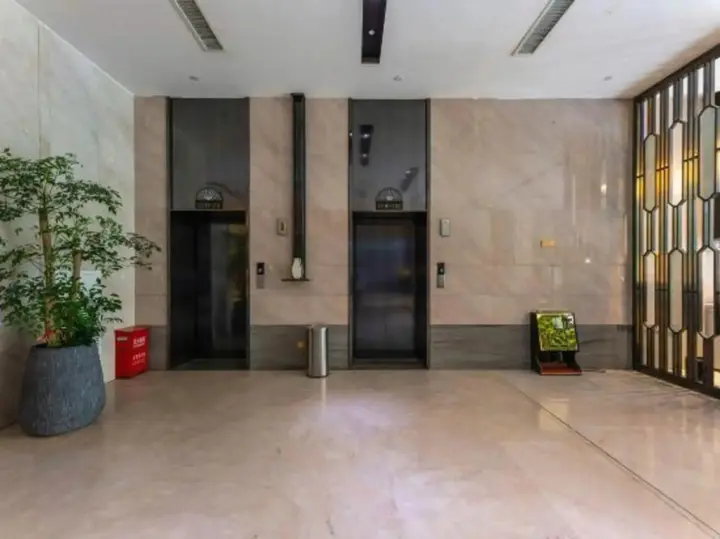 Ухань: Wuhan Xinhao Grace Hotel (Hankou Railway Station)