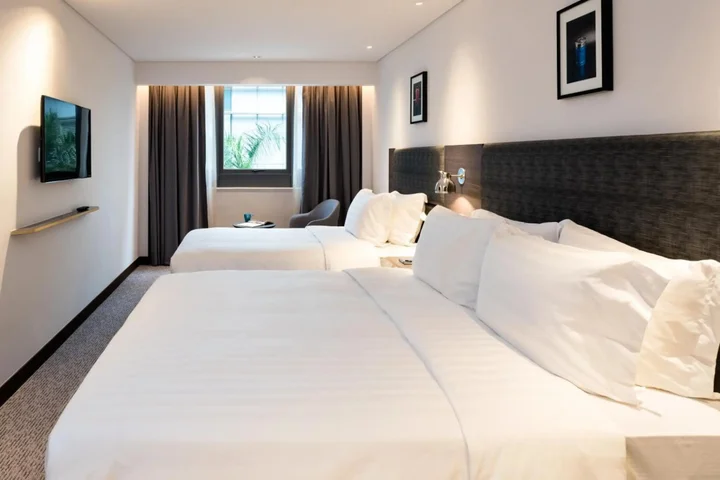 Коулун: Camlux Hotel