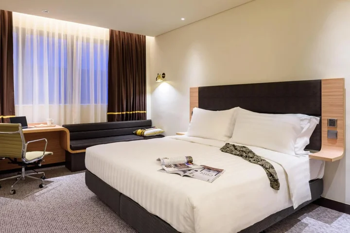 Коулун: Camlux Hotel