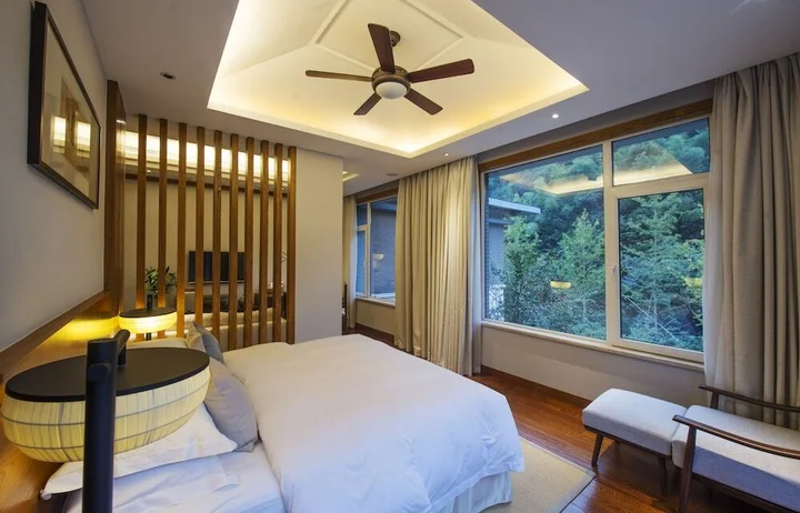 Тайчжоу: Jiuxi Cloud Valley Hotel