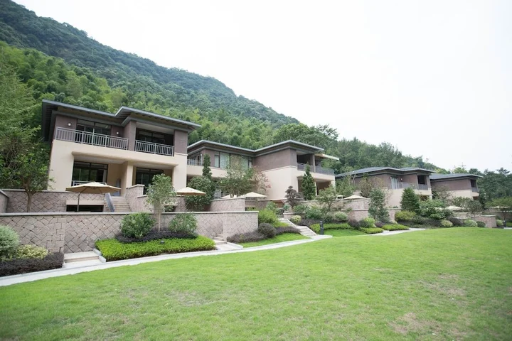 Тайчжоу: Jiuxi Cloud Valley Hotel