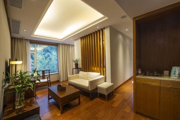 Тайчжоу: Jiuxi Cloud Valley Hotel