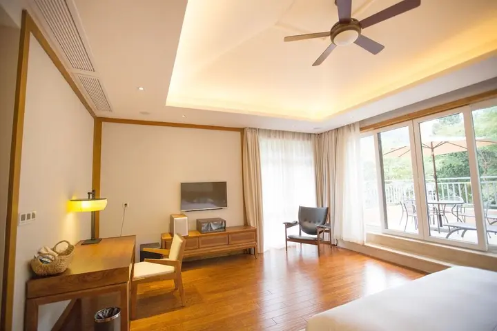 Тайчжоу: Jiuxi Cloud Valley Hotel