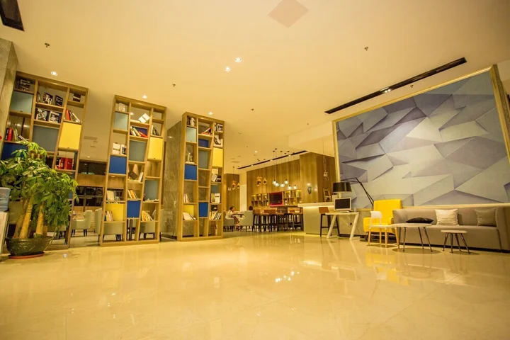 Хойчжоу: Yishang Hotel Huizhou Danshui High-speed Rail South Station