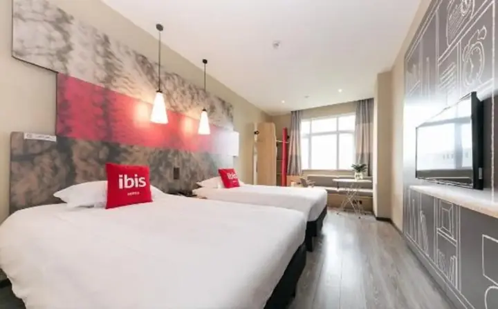 Вэньчжоу: ibis Wenzhou University Hotel