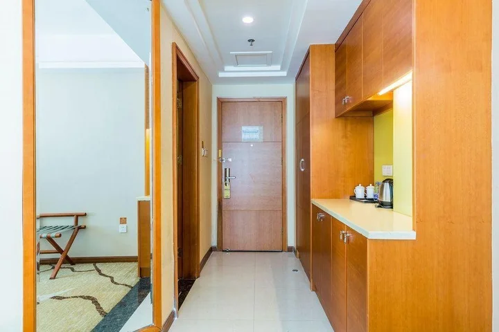 Дунгуань: Poly N Plus Hotel Baiyun Airport Branch