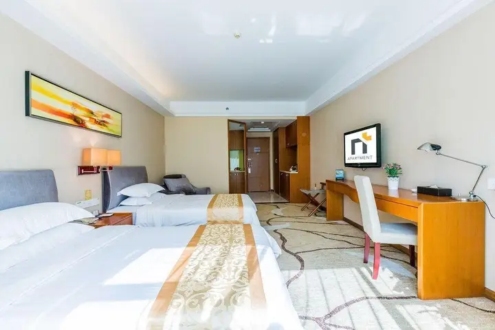 Poly N Plus Hotel Baiyun Airport Branch — фото 4