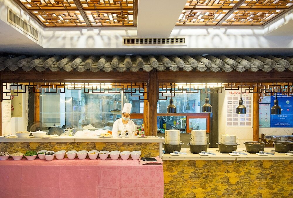 Хуаншань: Sinotrans Huangshan Jianguo Ho