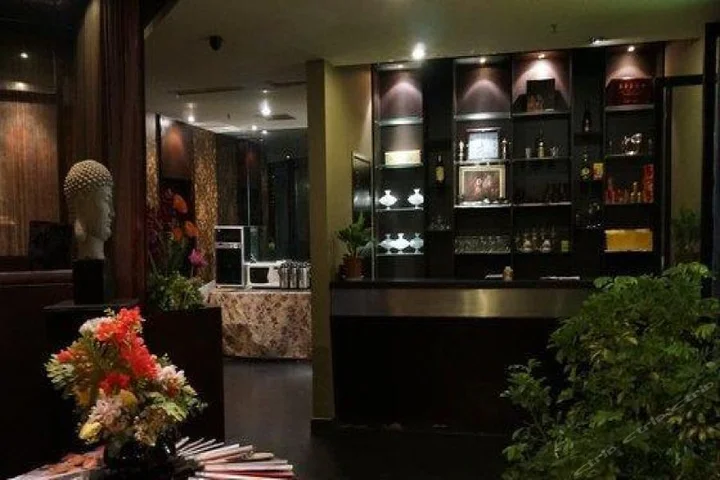 Наньчун: Tuanjie Business Hotel