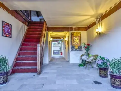 Шангри-Ла: Guzang Xiangbala Diannan Wufu Boutique Inn