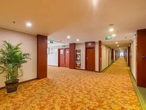 Сюйчжоу: GreenTree Inn (Xuzhou High-speed Rail Station Front Square)