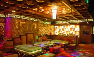Ухань: Queens Palace
