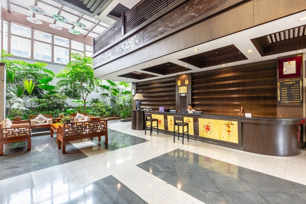 Хуаншань: Zemei Xuanxuan and Resort Hotel