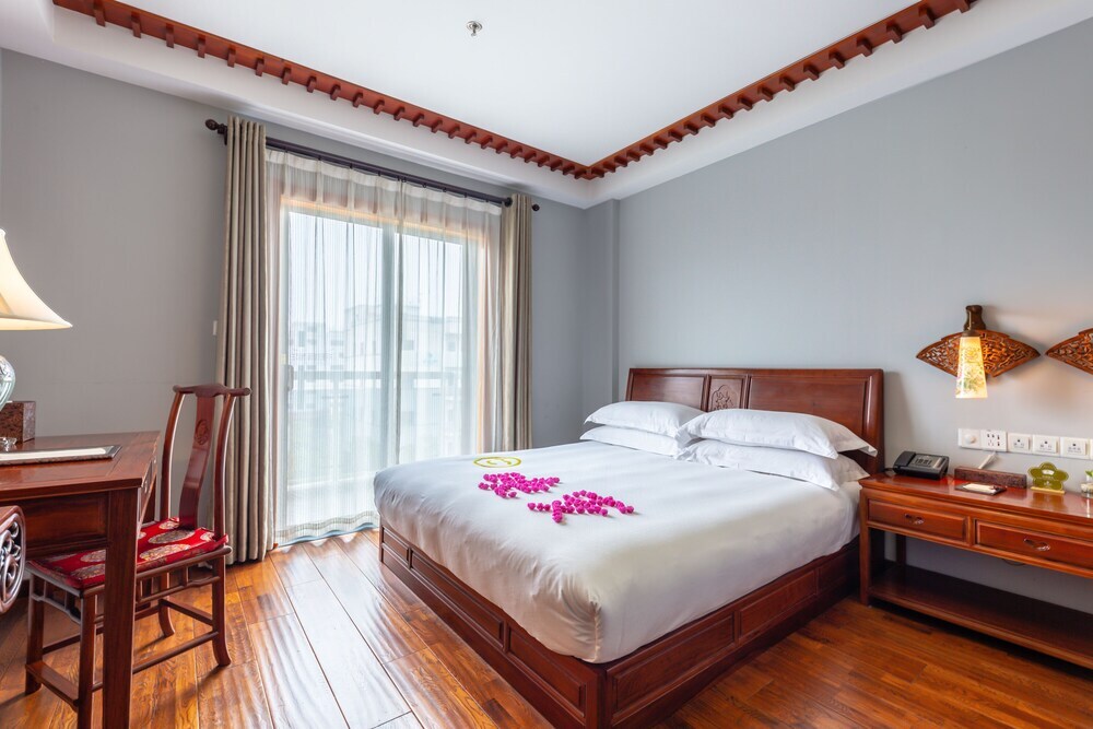 Хуаншань: Zemei Xuanxuan and Resort Hotel