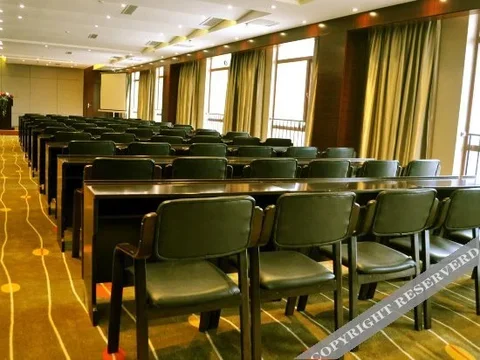 Аньцин: GreenTree Inn(Yingbin East Road high speed railway station passenger transport center store)