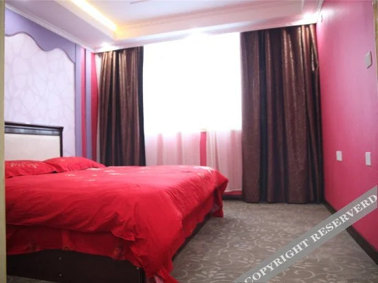 Цзинин: Rui feng Hotel