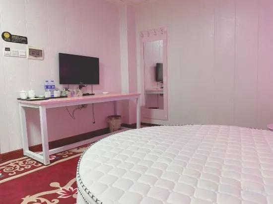 Джиангме: Xin Hu Hotel