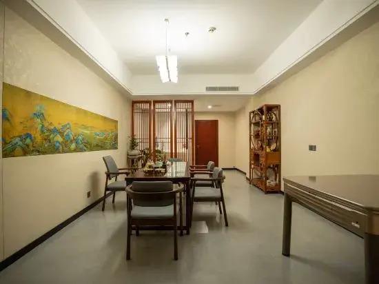 Цзинхун: Teng Yun Hotel