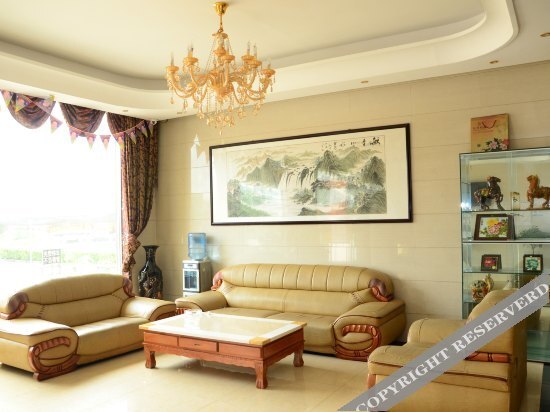 Лоян: Xinhuaxiang Express Hotel