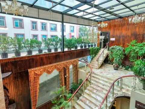 Chuxiong: Style Hotel