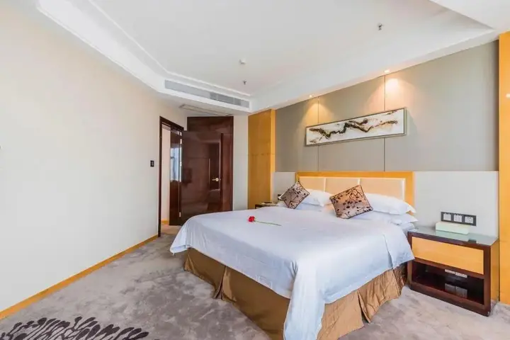 Фошань: Vienna International Hotel Foshan World of Flower