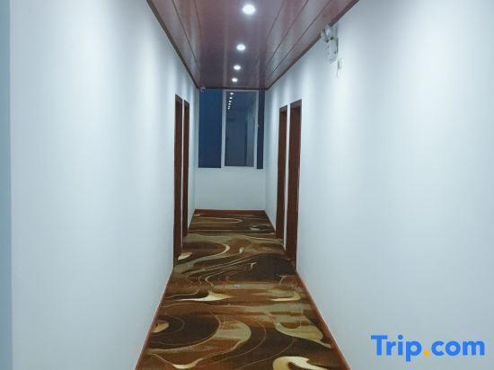 Гуйлинь: Tianzhiyi Business Hotel
