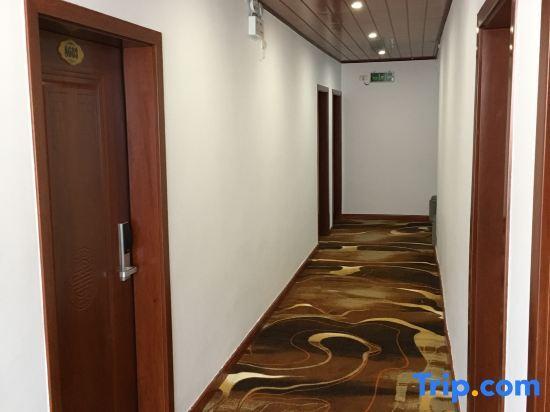 Гуйлинь: Tianzhiyi Business Hotel