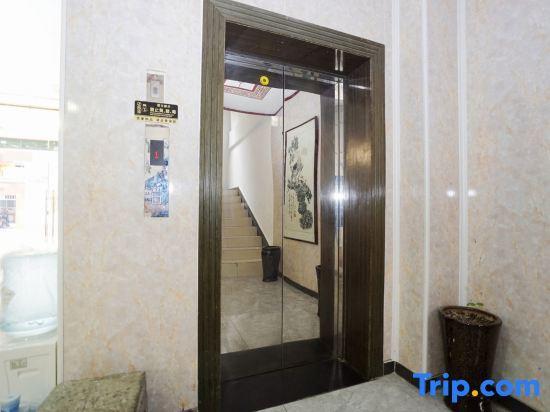 Гуйлинь: Tianzhiyi Business Hotel