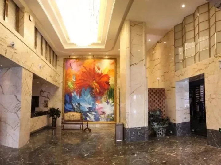 Харбин: Harbin Lidun Hotel (Central Avenue Subway Station Branch)