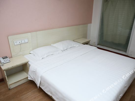 Цзинин: Jiayue Business Hotel