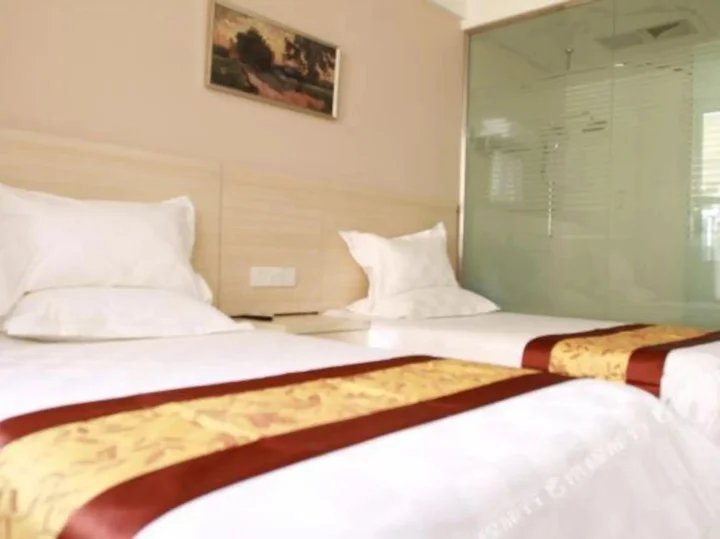 Уху: Yinghuochong Hotel