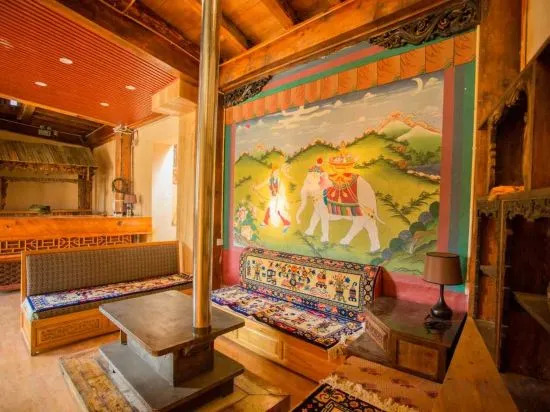 Шангри-Ла: Bahao Bieyuan Boutique Inn