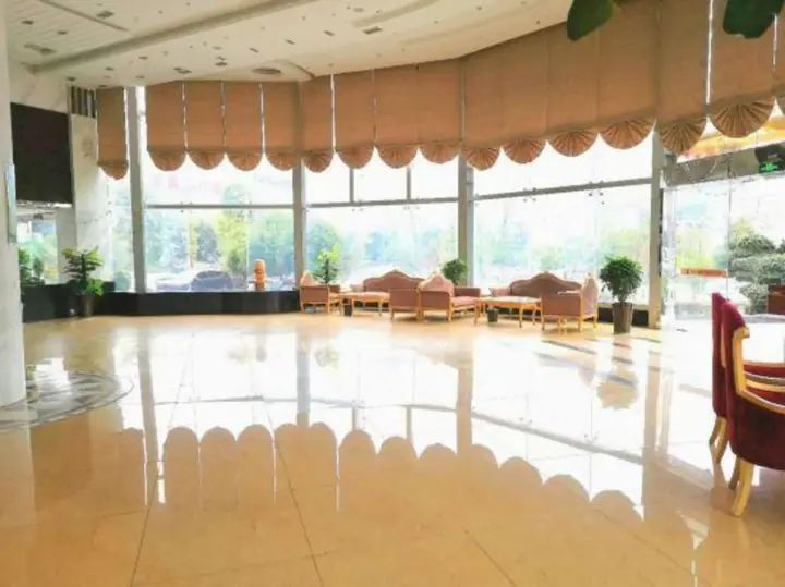 Чунцин: Landing International Hotel