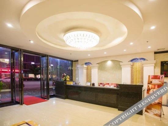 Янгиианг: Saturday Business Hotel