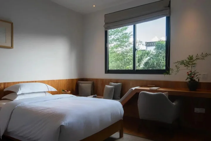 Хуаншань: Huanghsan SU House