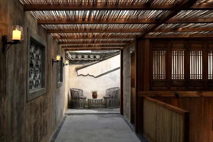 Хуаншань: Huanghsan SU House