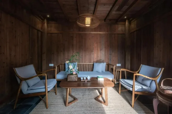 Хуаншань: Huanghsan SU House