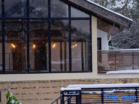 Хучжоу: Moganshan Yishan Yishui Designer Homestay