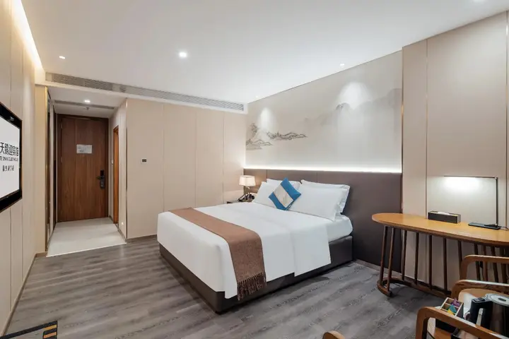 Чжаоцин: White Swan Guest House (Zhaoqing Hubin)