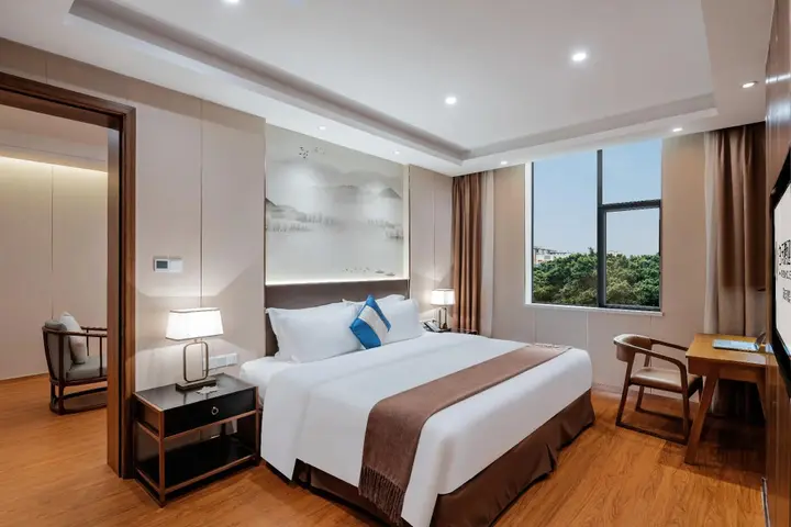 Чжаоцин: White Swan Guest House (Zhaoqing Hubin)