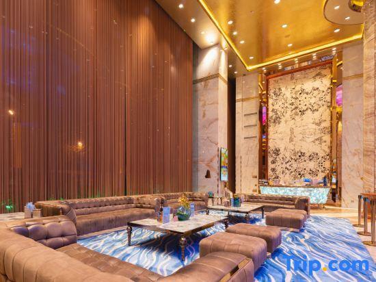 Наньтун: Zhongyang Goldnugget Hotel