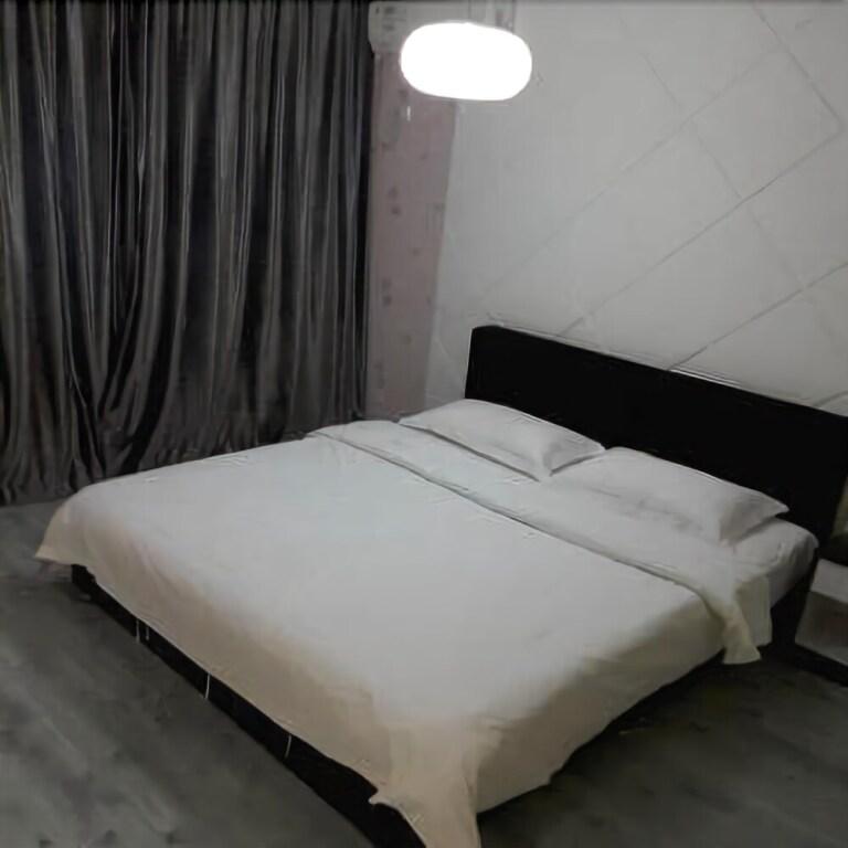 Шэньян: 5CM Holiday Hotel